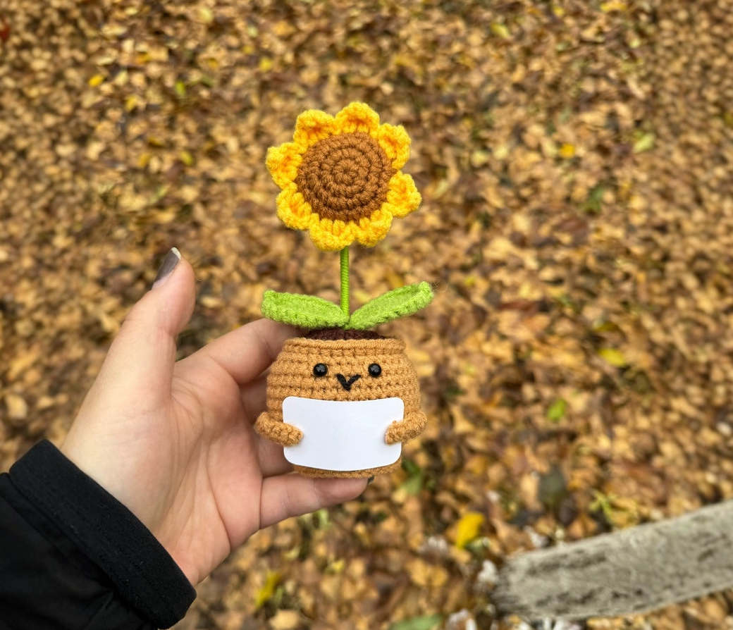 Creative Sunflower Crochet Doll Handmade Cartoon Potted Plant Ornament