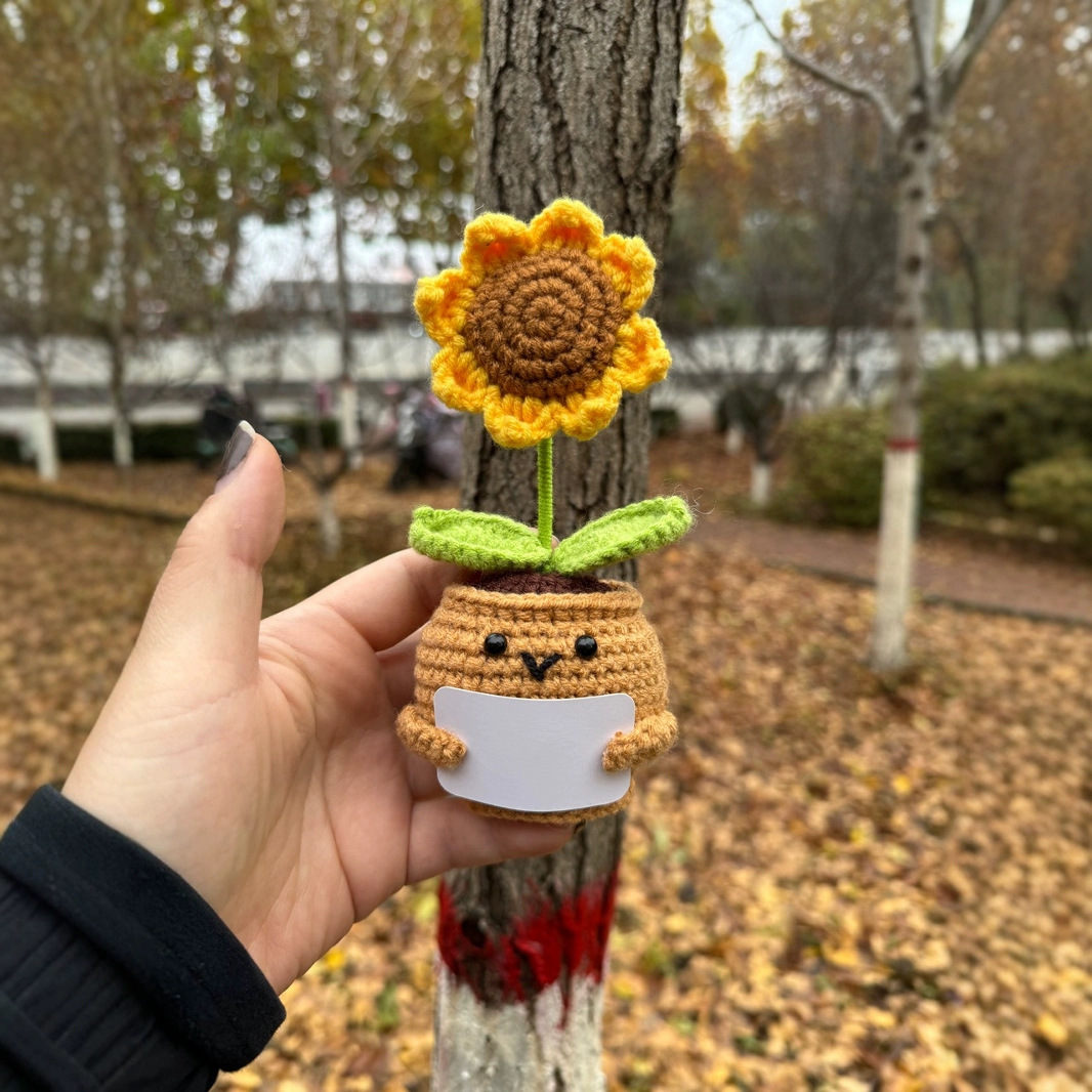 Creative Sunflower Crochet Doll Handmade Cartoon Potted Plant Ornament