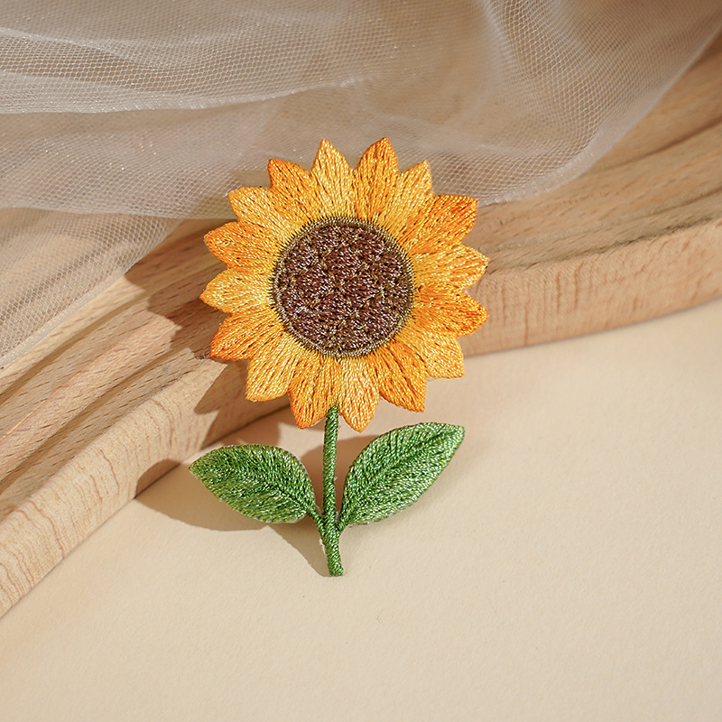 Sunflower ironing patch, hand-embroidered flowers, with adhesive backing, for repairing clothes and bags ~ Fresh Flower Series(2）