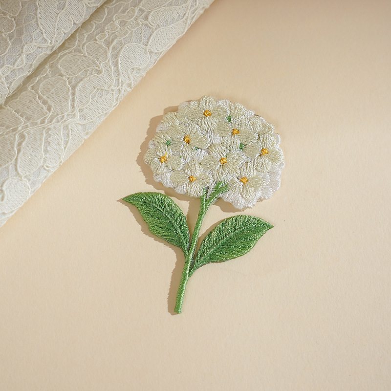 Sunflower ironing patch, hand-embroidered flowers, with adhesive backing, for repairing clothes and bags ~ Fresh Flower Series(2)