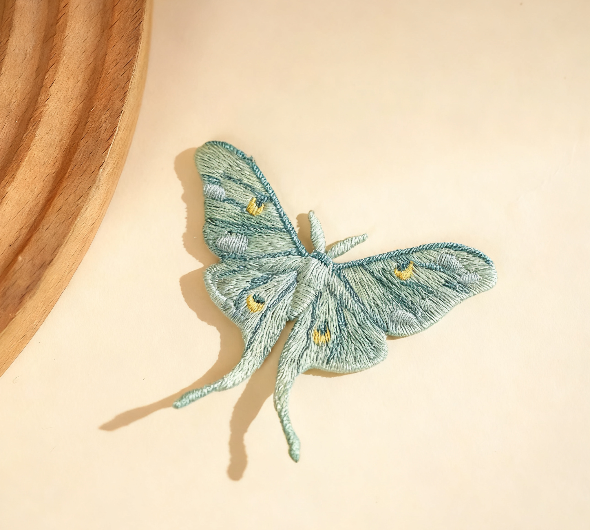 Retro-style 3D butterfly, hand-embroidered patch, ironable, suitable for repairing and decorating Hanfu bags and clothing.