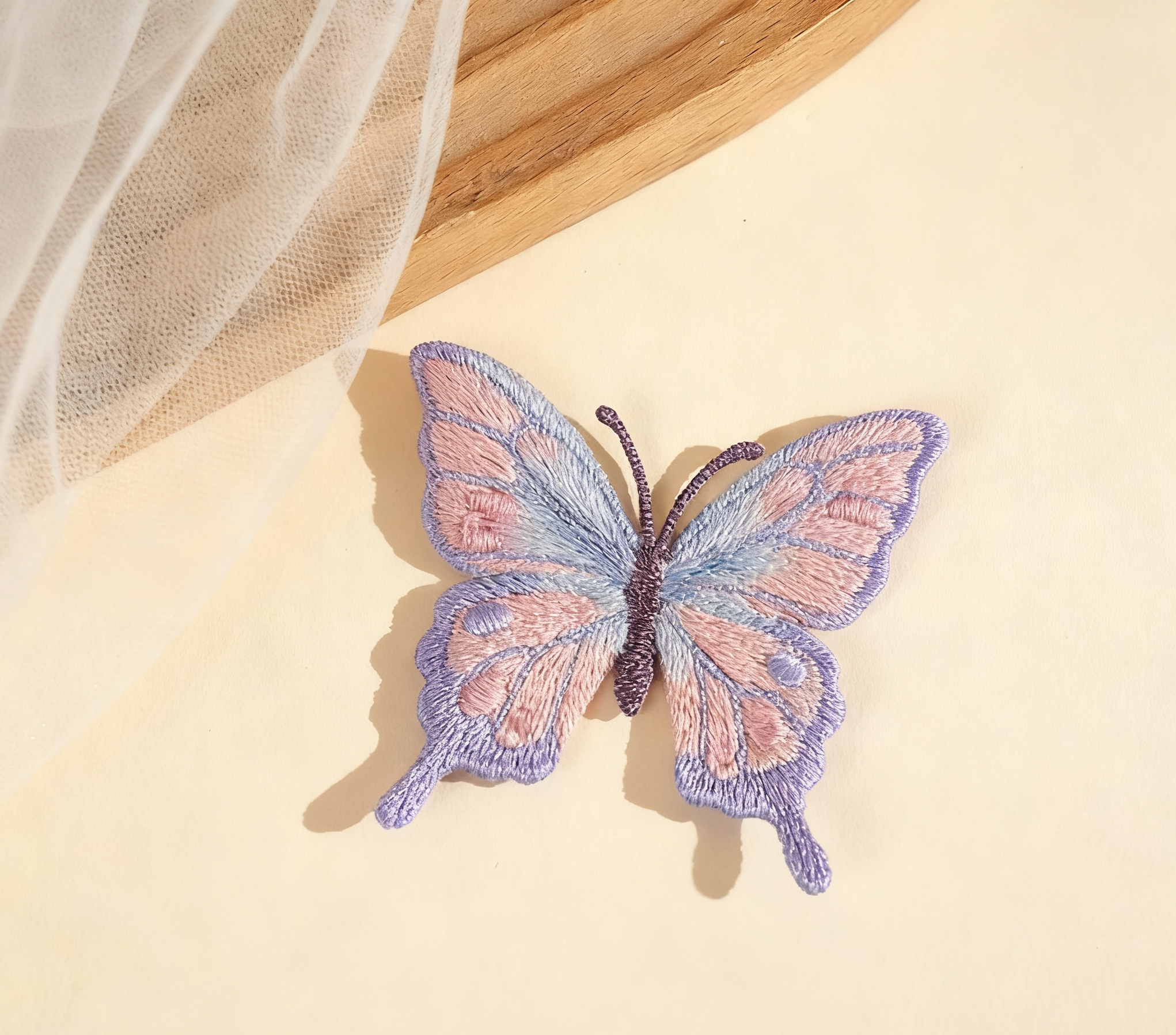 Retro-style 3D butterfly, hand-embroidered patch, ironable, suitable for repairing and decorating Hanfu bags and clothing.