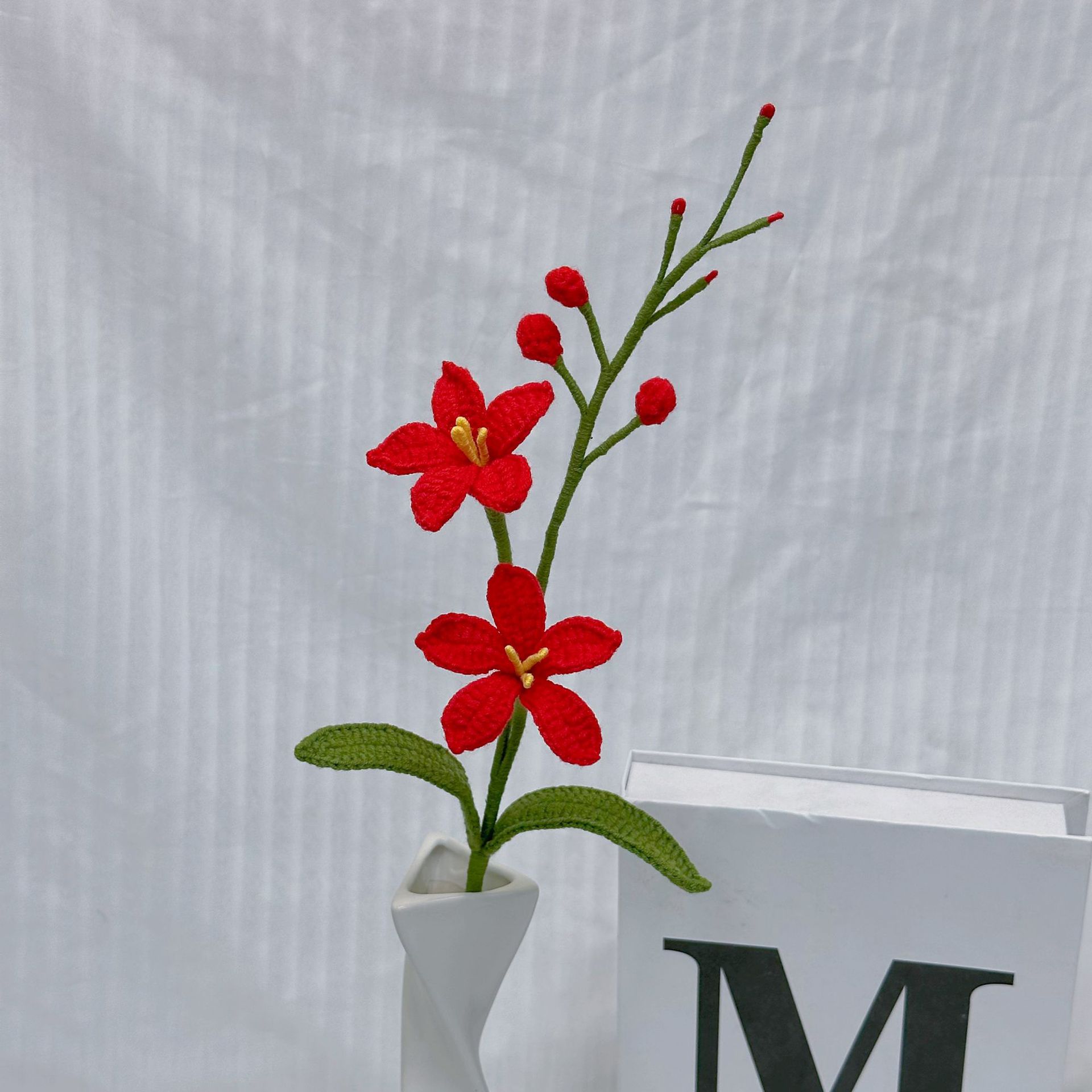 Handmade Crocheted Mars Orchid Flower Bouquet Luxury Artificial Floral Arrangement Home Decor Gift for Best Friends