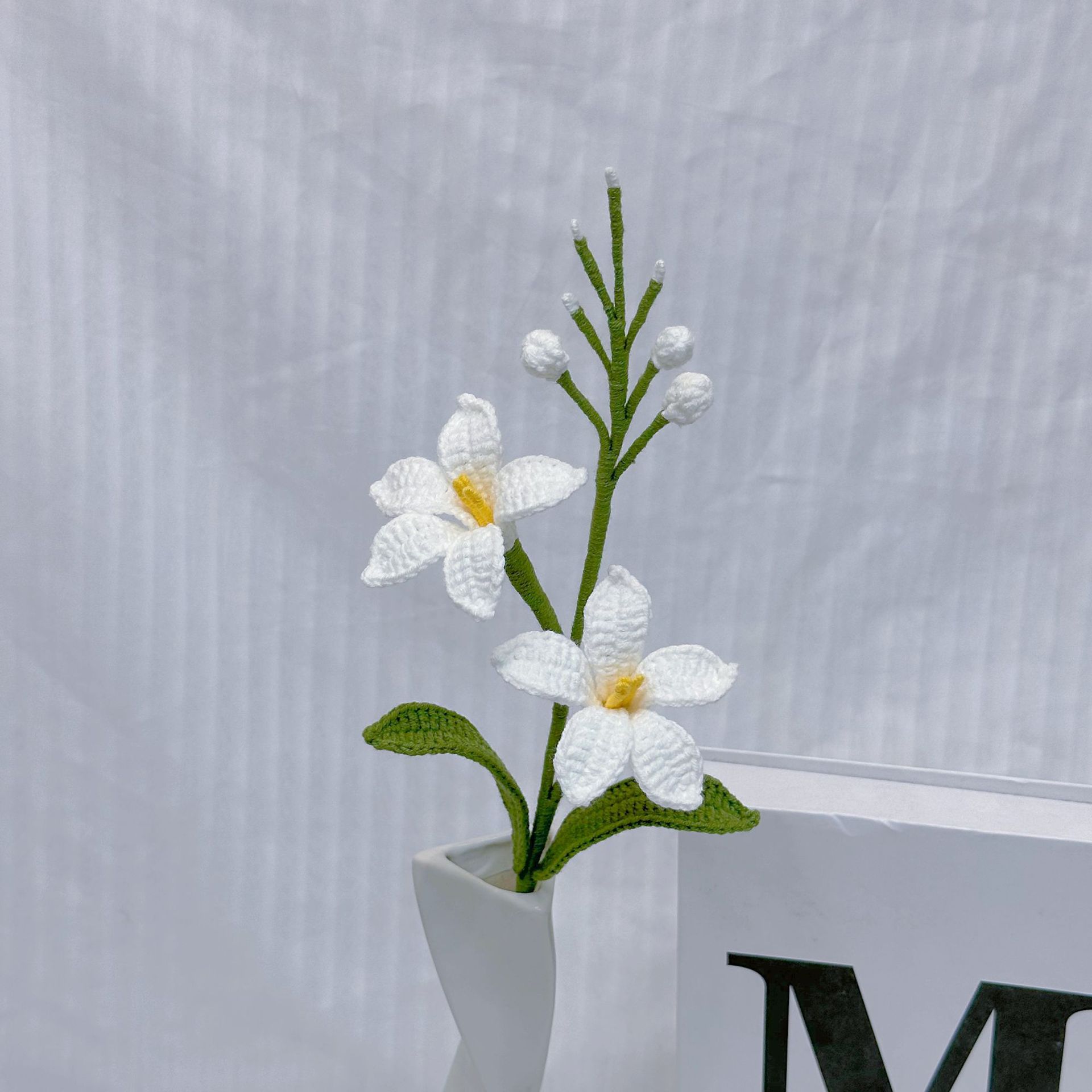 Handmade Crocheted Mars Orchid Flower Bouquet Luxury Artificial Floral Arrangement Home Decor Gift for Best Friends